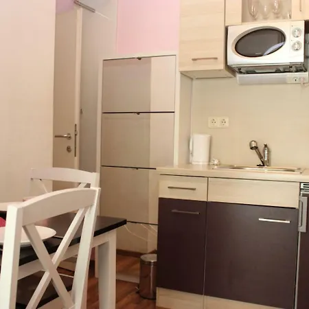 Studio Glasmalerei-4 *